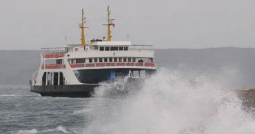 Gökçeada-Bozcaada’da Feribot Seferleri İptal Edildi