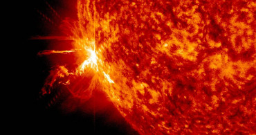 Güneş patlaması nedir, sonucunda ne olur? Güneş patlaması elektrik kesintisi yaratır mı? 2024 Güneş püskürtüsü tarihi