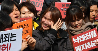 Güney Kore'de 66 Yıllık Kürtaj Yasağı Kaldırılacak