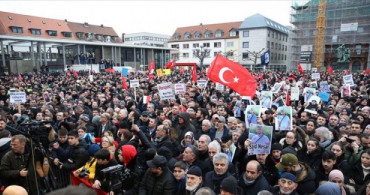 Hanau'da Irkçılık Karşıtı Yürüyüş Düzenlendi