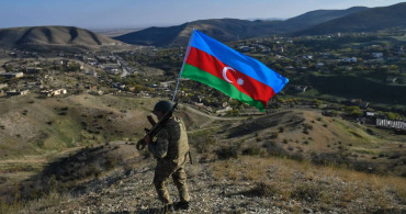 Hocalı Ermeni çetelerden temizlendi: Bölgede Azerbaycan bayrağı dalgalanıyor
