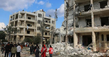 İdlib'de Bombalı Araçla Saldırı: 13 Ölü, 24 Yaralı 