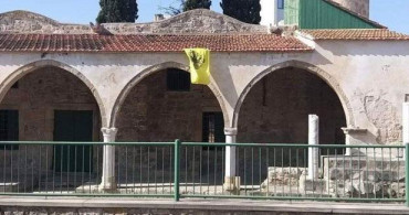 İletişim Başkanı Altun Güney Kıbrıs'ta Camiye Bizans Bayrağı Asılmasını Kınadı