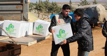 İnsanı İnşa Derneği'nden Afrin'e Büyük Yardım