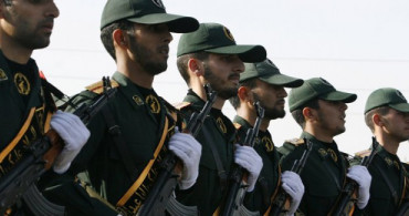 İran, Devrim Muhafızlarını Terör Listesine Alan ABD'yi Tehdit Etti