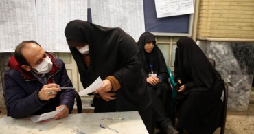 İran'da 6 Bin Sağlık Çalışanı Coronavirüse Yakalandı