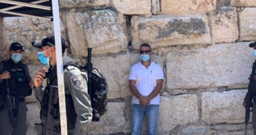 İşgalci İsrail Güçleri, Mescid-i Aksa’da Filistinli Gazeteciyi Gözaltına Aldı