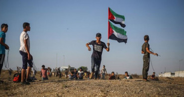 İsrail  Gazze Sınırında 36 Sivili Yaraladı