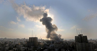 İsrail Gazze'ye Hava Saldırısı Gerçekleştirdi