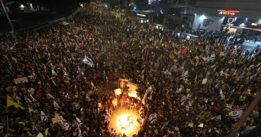 İsrail halkı ayağa kalktı: Çıkan protestoya polis müdahale etti