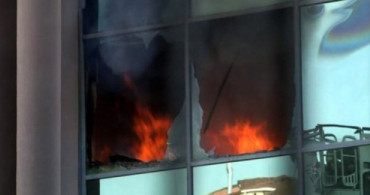 İstanbul Kağıthane'de Tekstil Şirketinde Yangın 