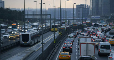 İstanbul Valiliği açıkladı: İstanbul’da bugün hangi yollar kapalı, hangi yollar açık? 2 Nisan 2023 İstanbul kapalı olan yollar ve alternatif güzergahlar