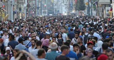İstanbul Valiliği'nden flaş açıklama: Bugün itibarıyla ilimizde 1.305.307 yabancı yasal olarak ikamet etmektedir
