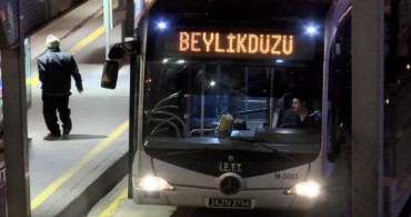 İstanbul'da acı kayıp: Metrobüs kazasında sürücü hayatını kaybetti!