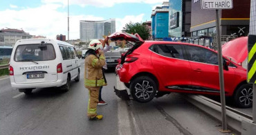 İstanbul'da akılalmaz kaza! Fren yerine gaza basınca başına gelmeyen kalmadı