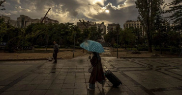 İstanbul’da aynı gün iki farklı hava: Dün rekor sıcaklıklar bugün sağanak yağış