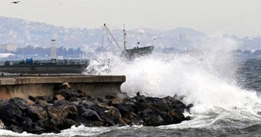 İstanbul'da Fırtına İçin Saat Verildi!