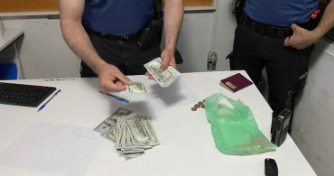İstanbul'da ilginç olay: Ümraniye'de bulunan şüpheli paketin içinden 10 bin 200 dolar çıktı!