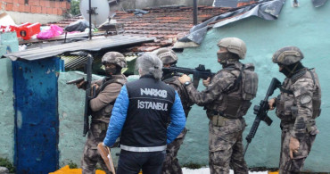 İstanbul’da suç örgütlerine gece operasyonu: 17 kişi gözaltına alındı