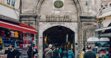 İstanbul'da Tarihi Kapalıçarşı'nın Açılış Tarihi Belirlendi