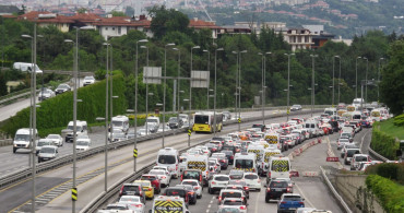 İstanbul’da Trafik Durma Noktasına Geldi!