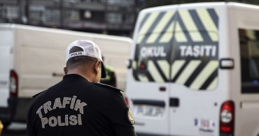 İstanbul'da Yeni Eğitim-Öğretim Döneminin İlk Gününde Trafik Denetleniyor