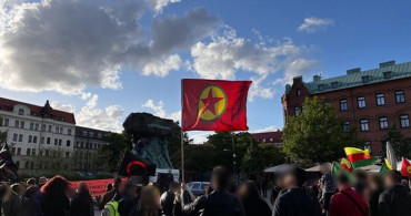 İsveç'te skandal görüntüler! Terör örgütü PKK/YGP sempatizanları Göteborg'da gösteri yapıp, sloganlar attı