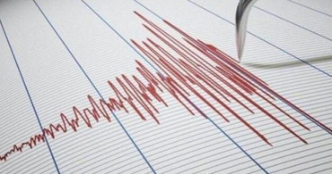 İzmir'de Deprem!
