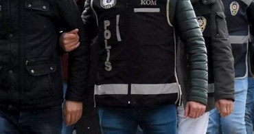İzmir'de FETÖ Operasyonu, 8 Gözaltı