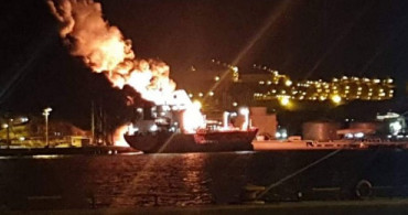 İzmir'de Gemide Patlama Oldu, Yangın Çıktı