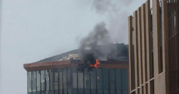 Kadıköy'de 10 Katlı İş Merkezinde yangın