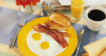 Kahvaltıda sık yapılan hata: Yumurta ve çayı aynı anda tüketmeyin!