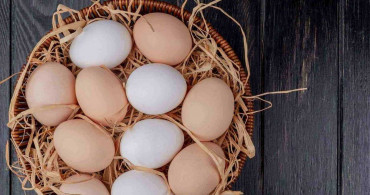 Kahverengi yumurta beyaz yumurta farkı nedir, neden daha pahalı?