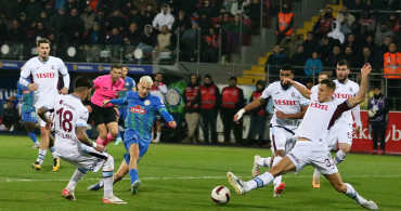 Karadeniz derbisinde kazanan Rizespor: Trabzonspor'da kötü gidişat sürüyor