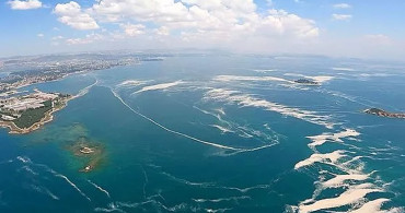 Karadeniz'den Gelen Akıntılar Marmara Denizi'ni Temizleyecek!