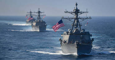 Kızıldeniz’de hareketli dakikalar: ABD donanması kırmızı alarm verdi
