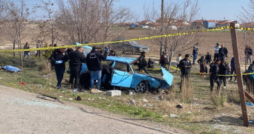 Konya’da otomobil otobüs durağına daldı: Çok sayıda ölü ve yaralı var