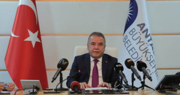 Koronavirüs Tedavisi Olan Antalya Büyükşehir Belediye Başkanı Muhittin Böcek, Önlem Amaçlı Uyutuldu