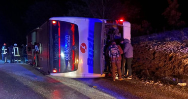 Kötü haberler üst üste geldi: Kütahya, Sivas ve Van’da yolcu otobüsü devrildi! 61 kişi yaralandı