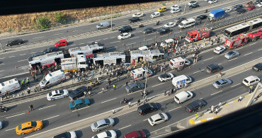 Küçükçekmece’de metrobüs kazası: Çok sayıda ölü ve yaralı var