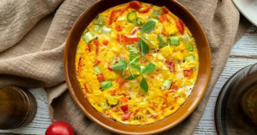 Kurutulmuş Domatesli Sebzeli Omlet