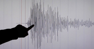 Kuşadası’nda şiddetli sarsıntı: Prof. Ahmet Ercan’dan korkutan deprem uyarısı