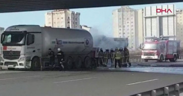 Kuzey Marmara Otoyolu'nda Tankerle Kamyon Çarpıştı! Yol Trafiğe Kapandı