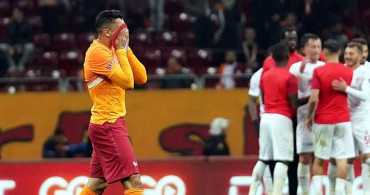 Levent Tüzemen, Galatasaray'ın Süper Lig'de Sivasspor'a mağlup olmasının ardından Domenec Torrent'i eleştirdi!