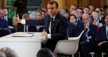 Macron'un Yeni Reformu Sarı Yeleklileri Tatmin Etmedi