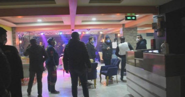 Malatya'da Rehin İhbarına Giden Emniyet, 20 Kişilik Partiyi Bastı