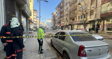 Malatya'da yaşanan deprem sonrası cadde trafiğe kapatıldı