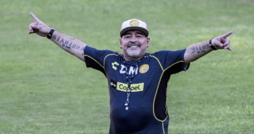 Maradona: Messi Benim Napoli'de Yaşadıklarımı Yaşamadı