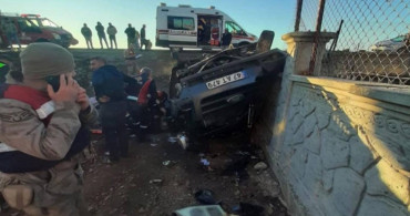 Mardin’de araç devrildi: Çok sayıda kişi yaşamını yitirdi