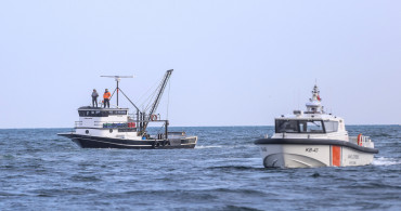 Marmara Denizi’nde kaybolan gemicilere ulaşma çabası sürüyor: SAS komandoları ve balıkçılar seferber edildi!